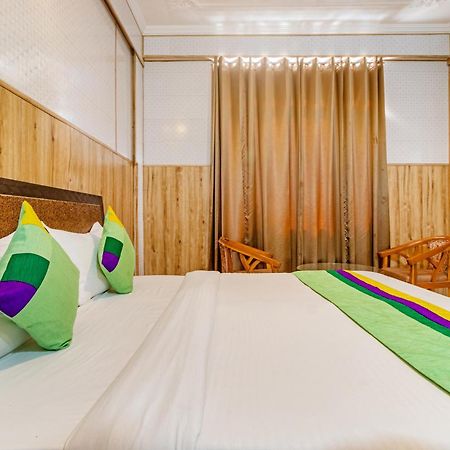Treebo Srishti Vaikunth With Mountain View Hotell Shimla Exteriör bild
